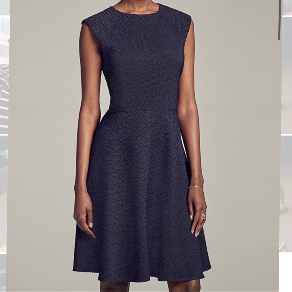 MM LaFleur The Toi fit and flare dress size 0